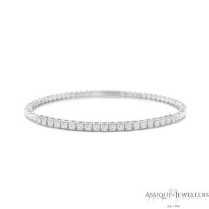White gold tennis bracelet