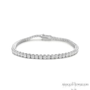 White gold round cut tennis bracelet